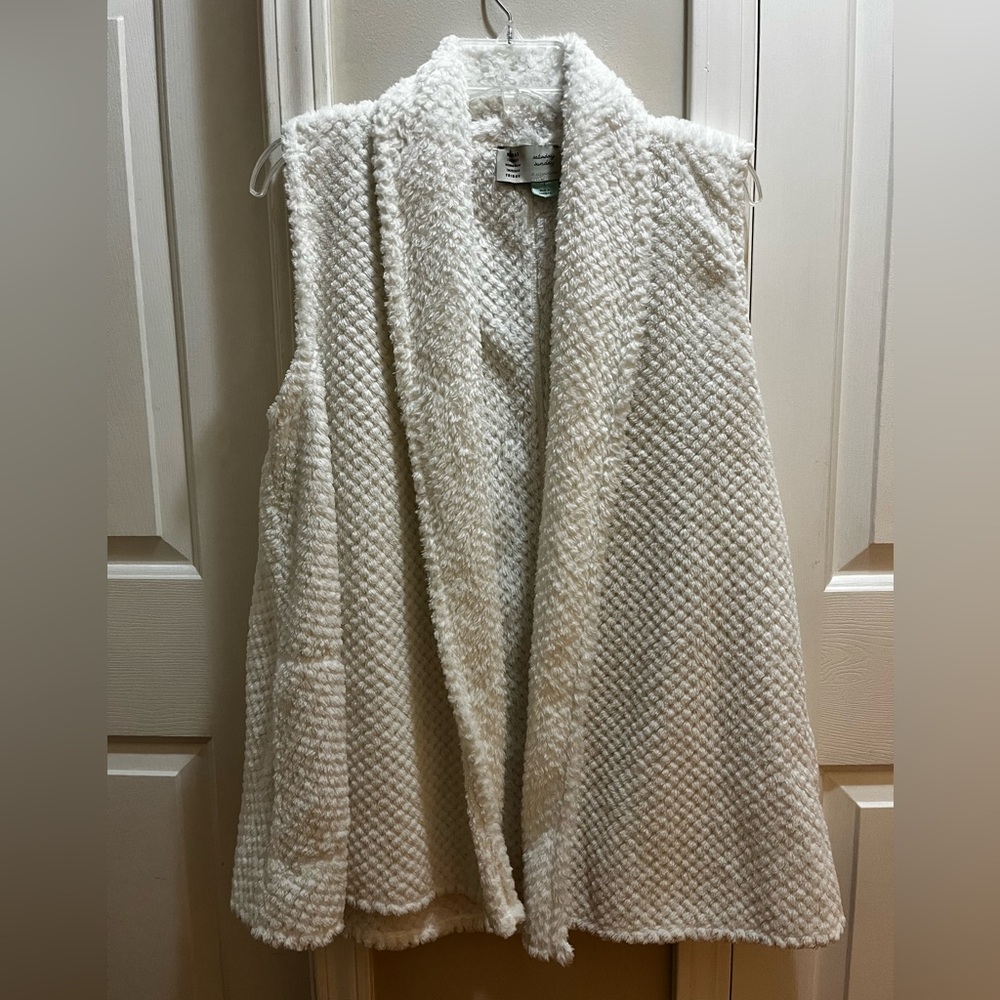 Anthropologie soft Sherpa Vest “Saturday Sunday” L EX